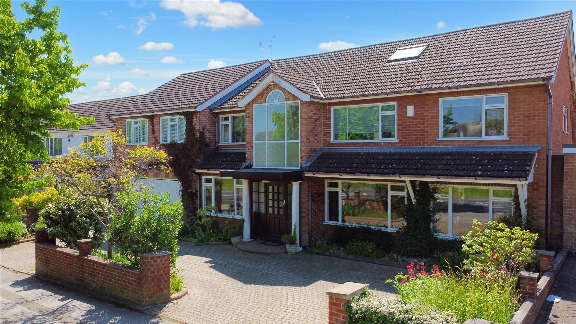 Wollaton Vale, Wollaton Robert Ellis Estate Agents